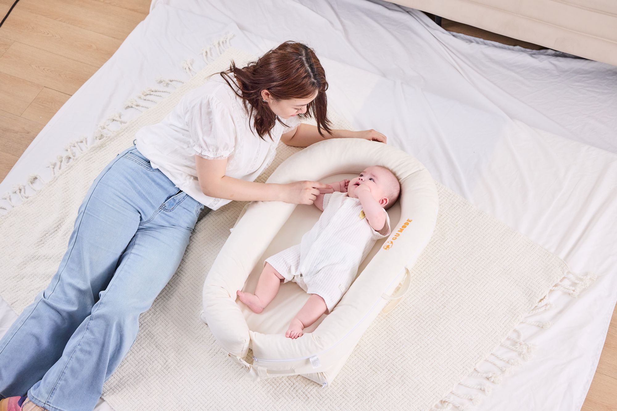 天然素材ベッドインベッドの写真