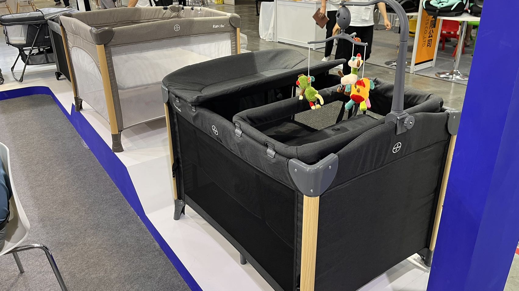 香港展示会の様子（商談）