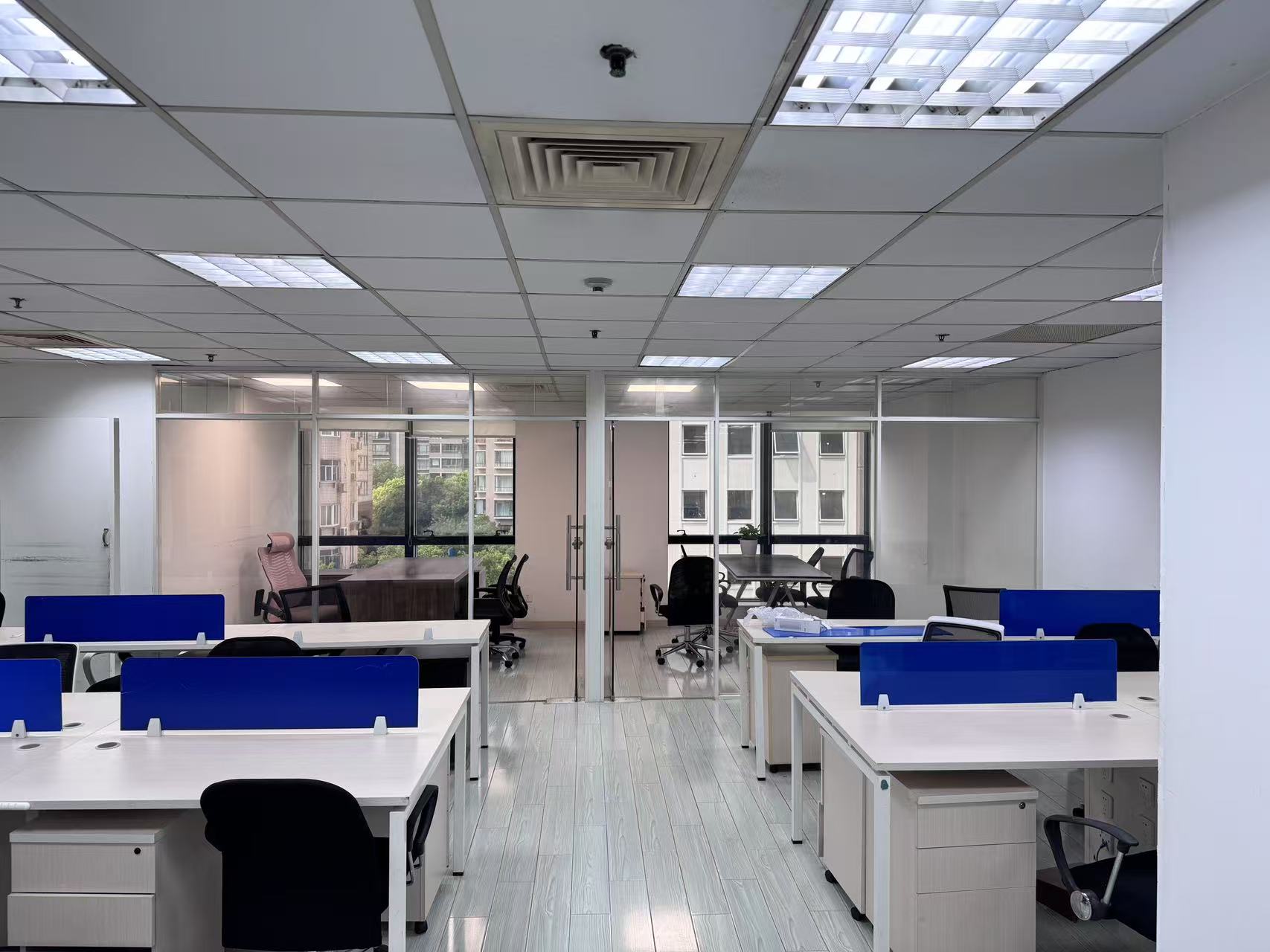 新オフィスの外観写真